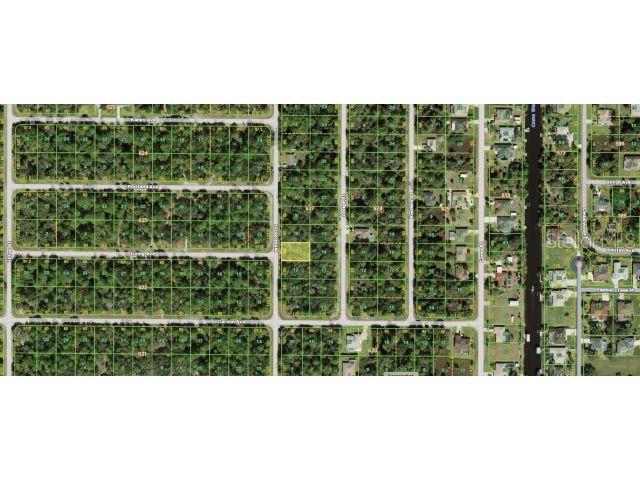 2384 Wharton St., Port Charlotte, FL 33948