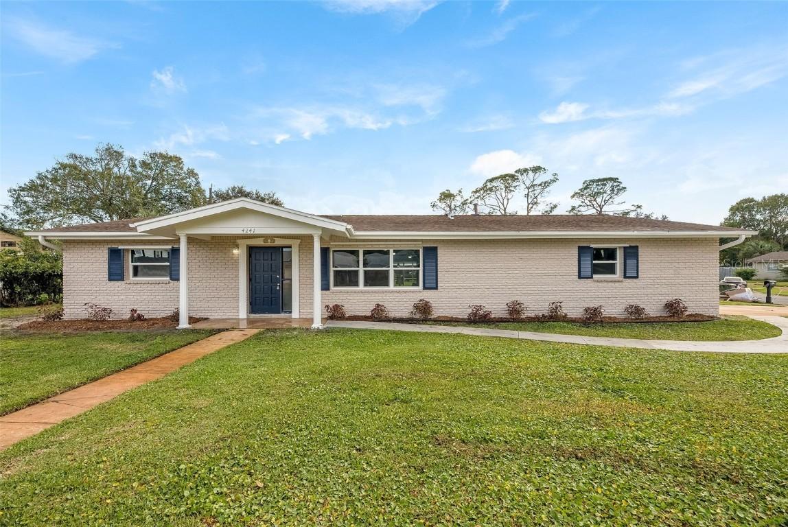 4241 Ivanhoe Dr., Titusville, FL 32796