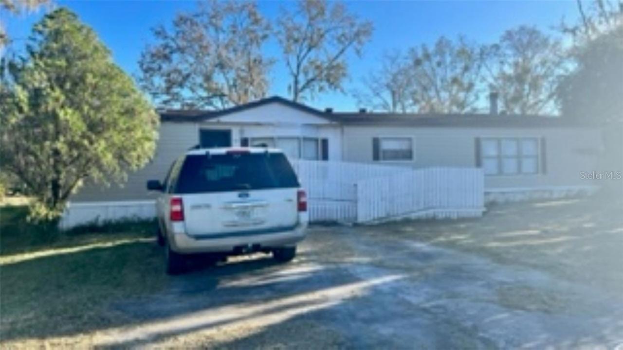 1718 Dawn Heights Dr., Lakeland, FL 33801