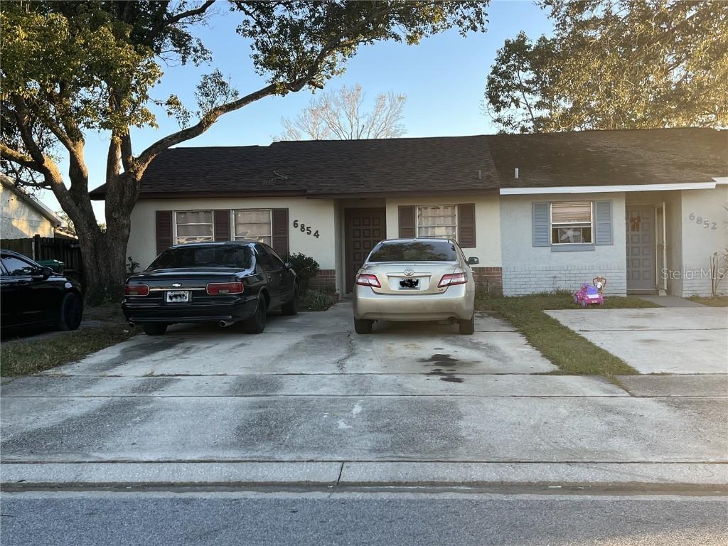 6854 Edgefield Ln., Orlando, FL 32822