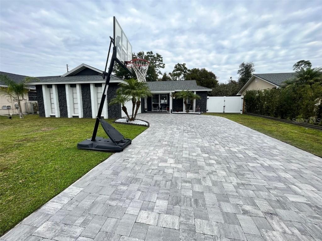 7723 Danu Dr., Orlando, FL 32822