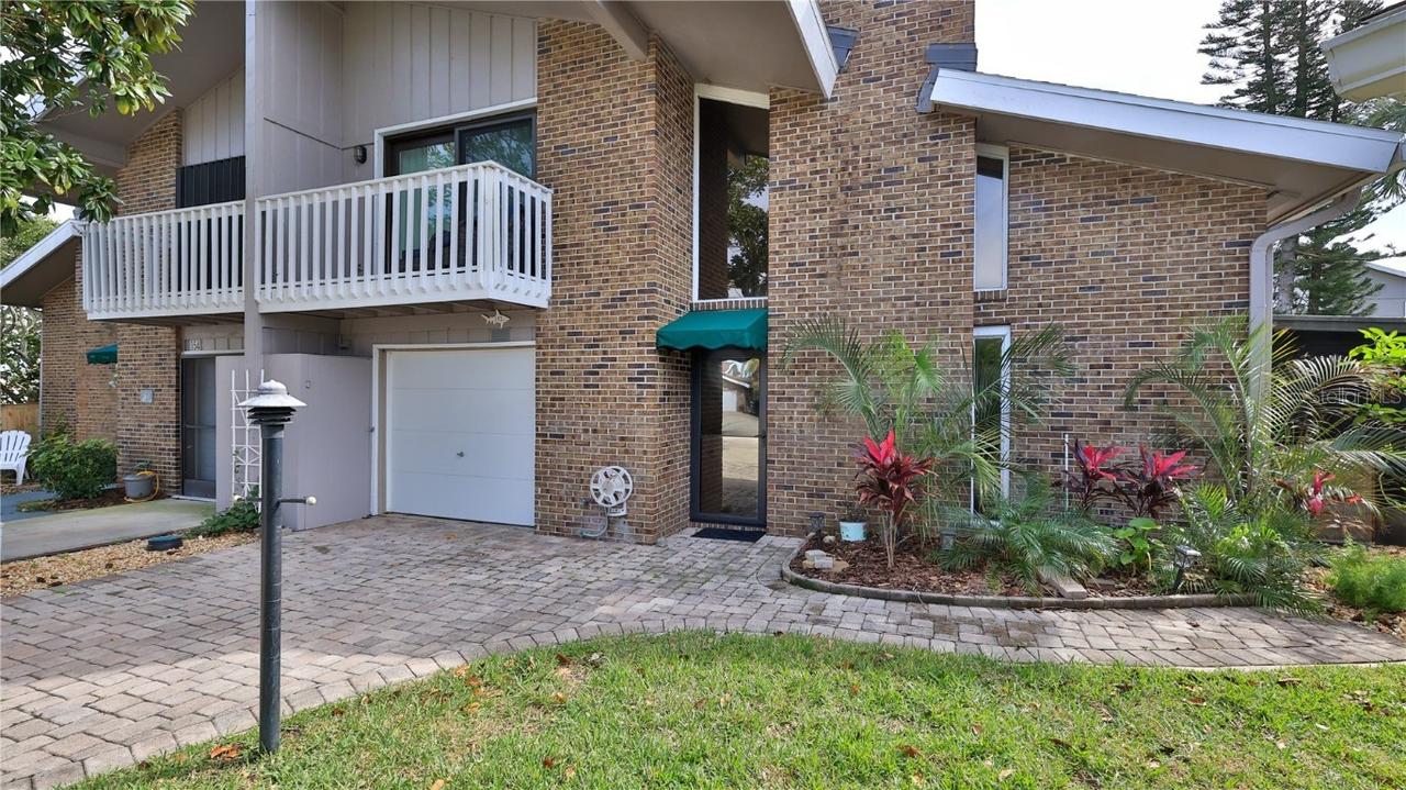 152 Breezeway Ct., New Smyrna Beach, FL 32169