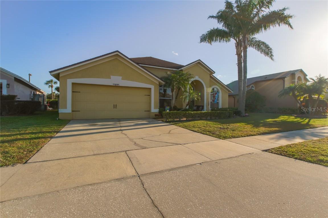 11841 Hartfordshire Way, Orlando, FL 32824