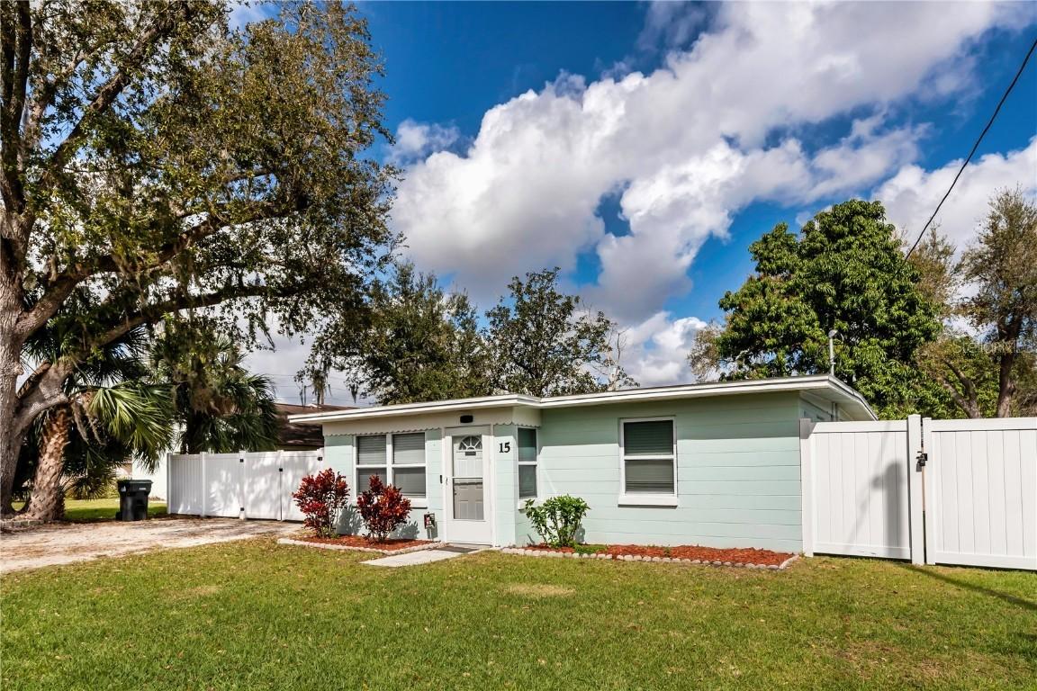 15 E Pierce Ave., Orlando, FL 32809