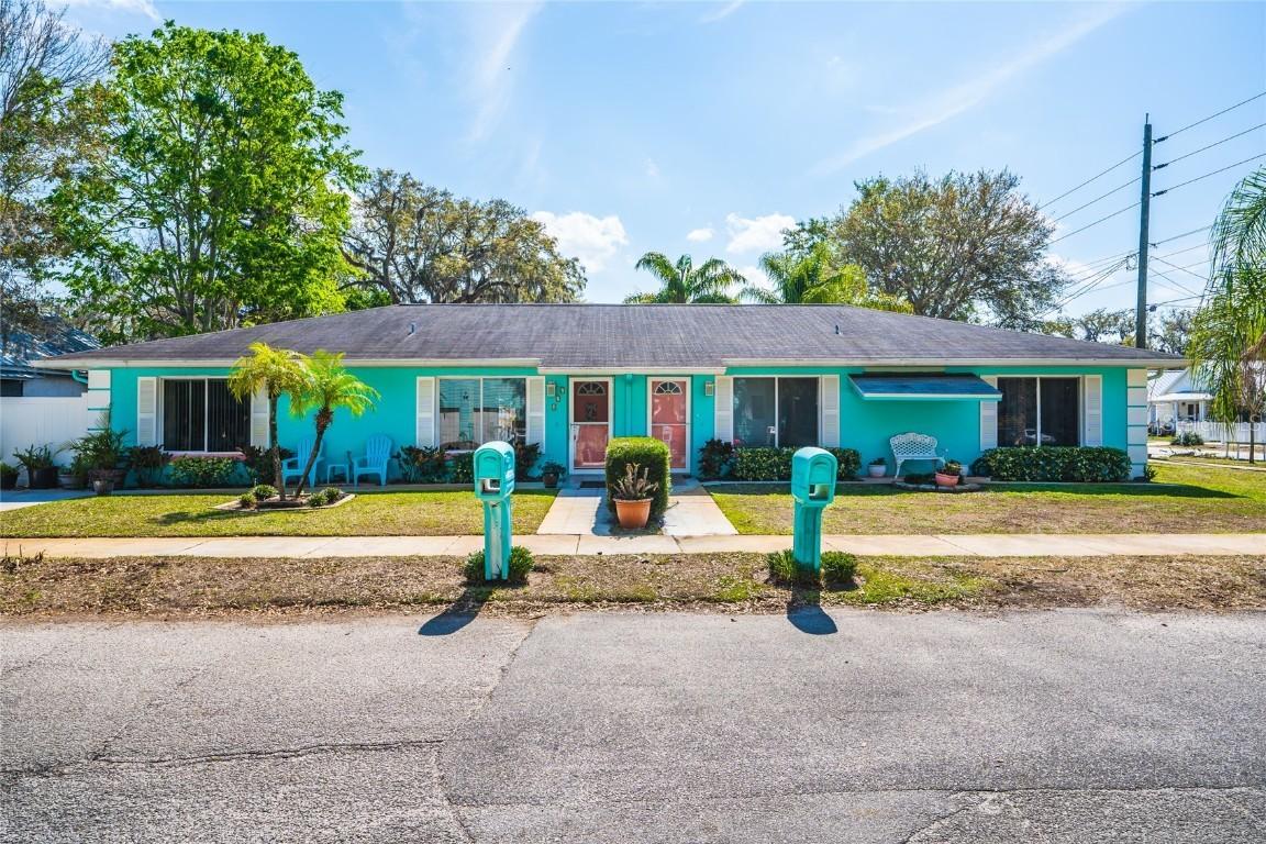 724 Downing St., New Smyrna Beach, FL 32168