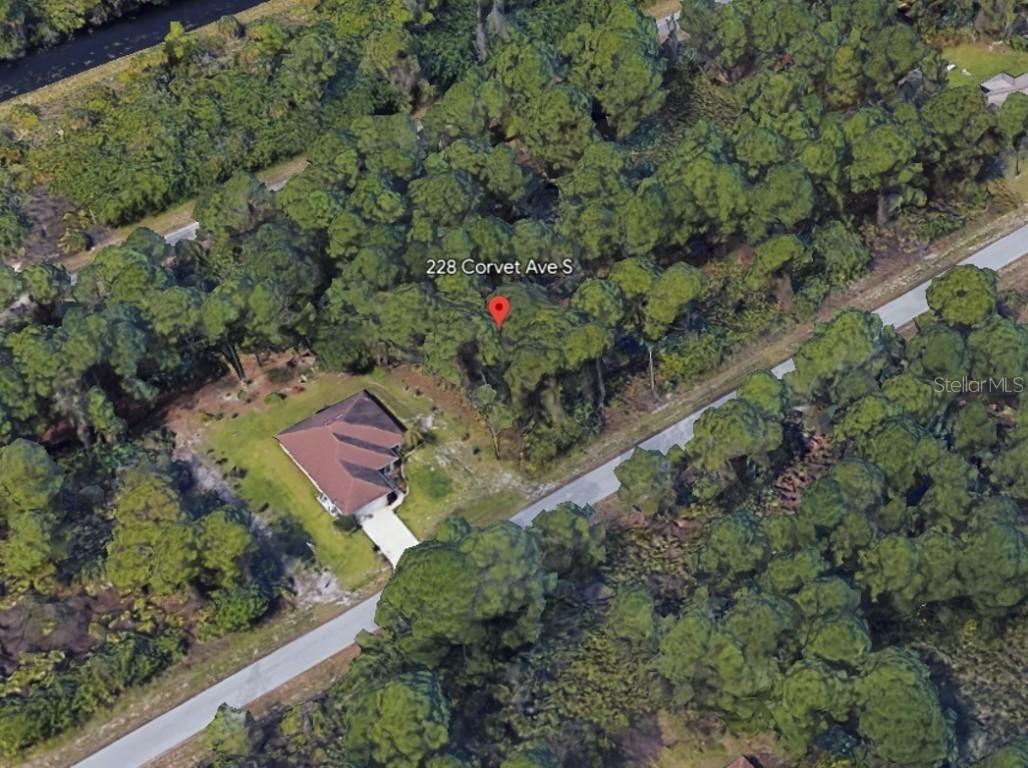 228 Corvet Ave., Lehigh Acres, FL 33974