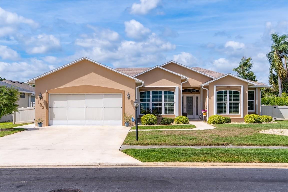 122 San Remo Dr., Edgewater, FL 32141
