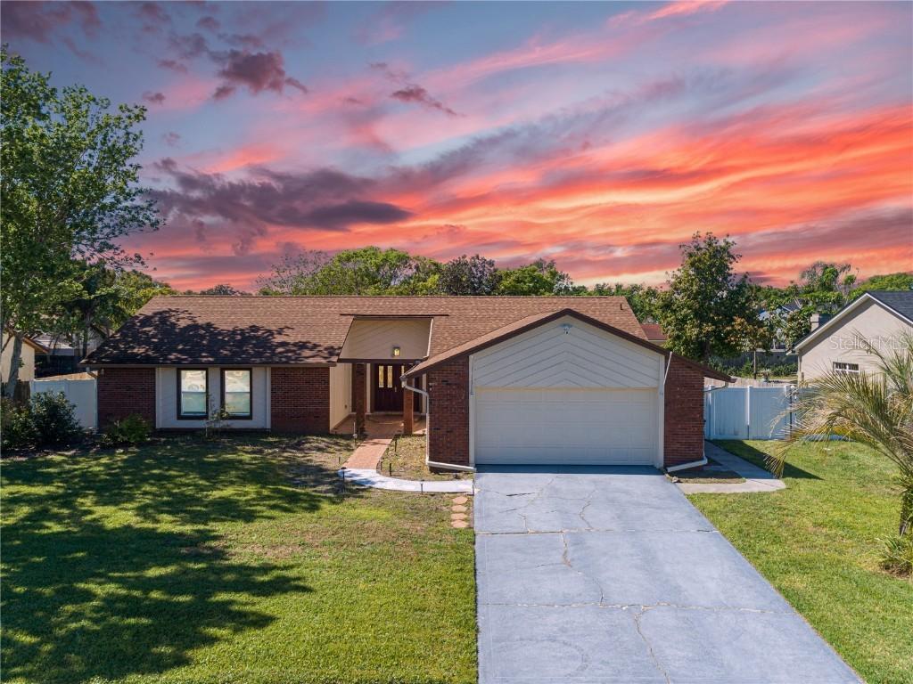 8648 Margavera Dr., Orlando, FL 32825