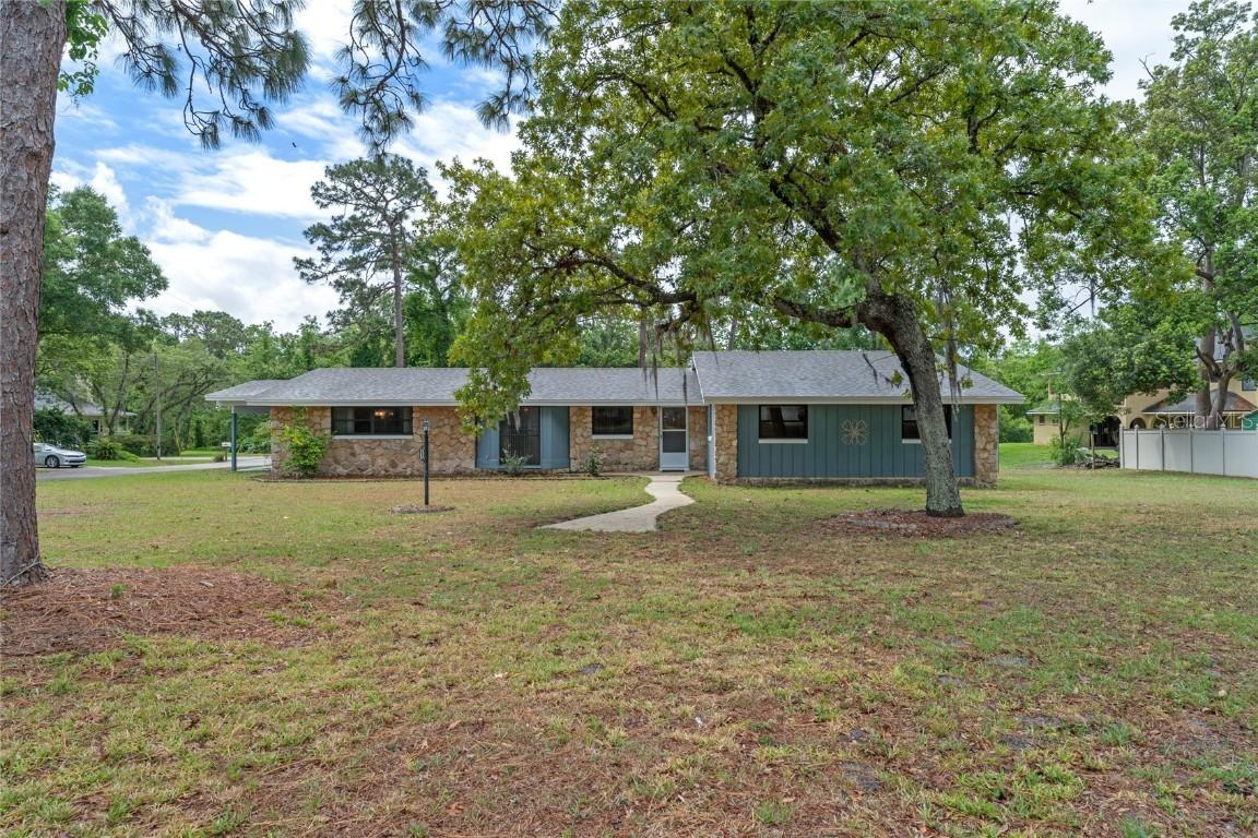 901 Charlotte St., Longwood, FL 32750