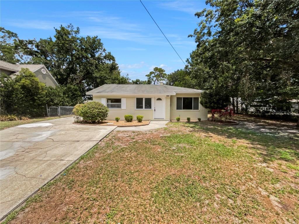 1916 Bruce St., Lakeland, FL 33801