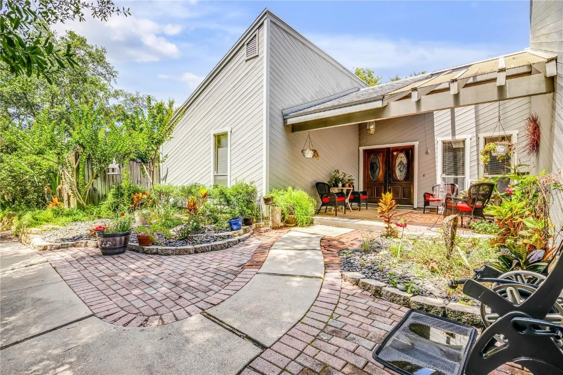 2911 W Indian River Blvd., Edgewater, FL 32132