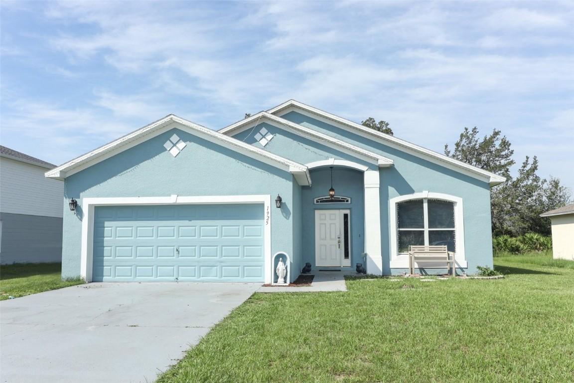 1925 Michigan Ct., Poinciana, FL 34759