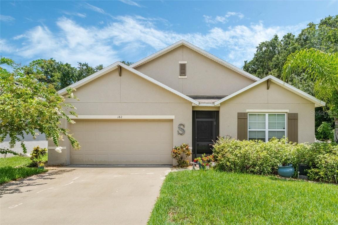 182 Fishermans Cove Dr., Edgewater, FL 32141