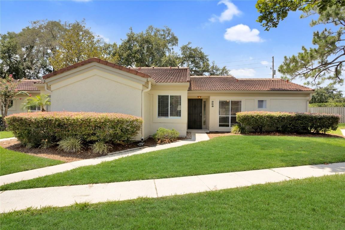 268 W Sabal Palm Pl., Longwood, FL 32779