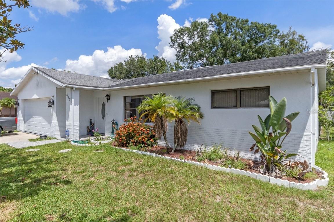 407 Cart Ct., Poinciana, FL 34759
