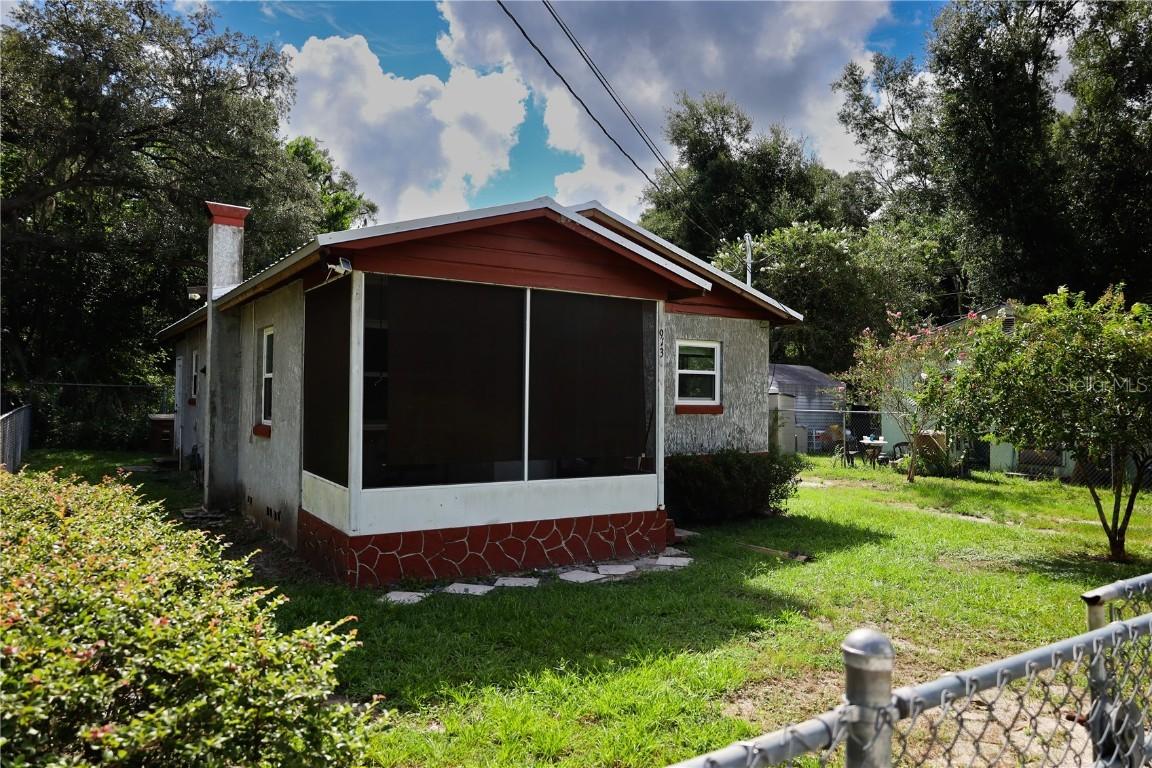 913 NW 13th Ave., Ocala, FL 34475