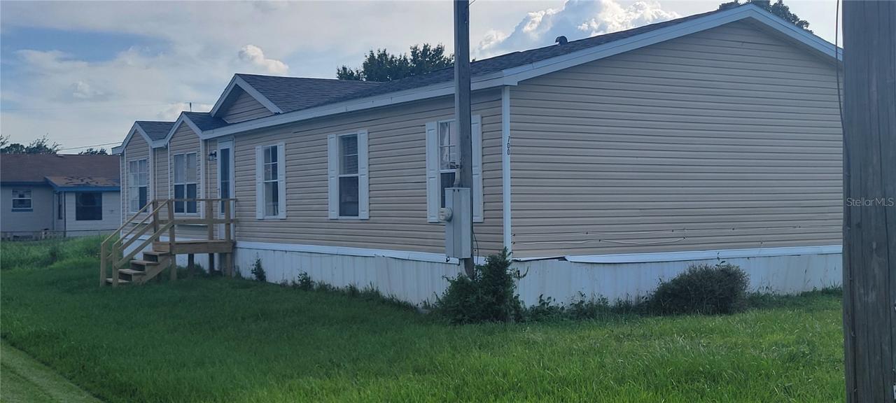 700 W Tropicana Ct., Kissimmee, FL 34741