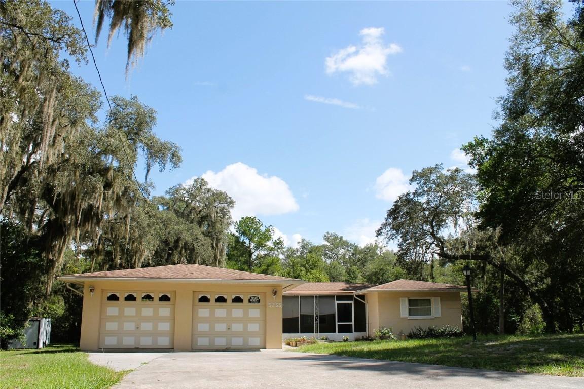 5255 Azalea Cir., Dade City, FL 33523