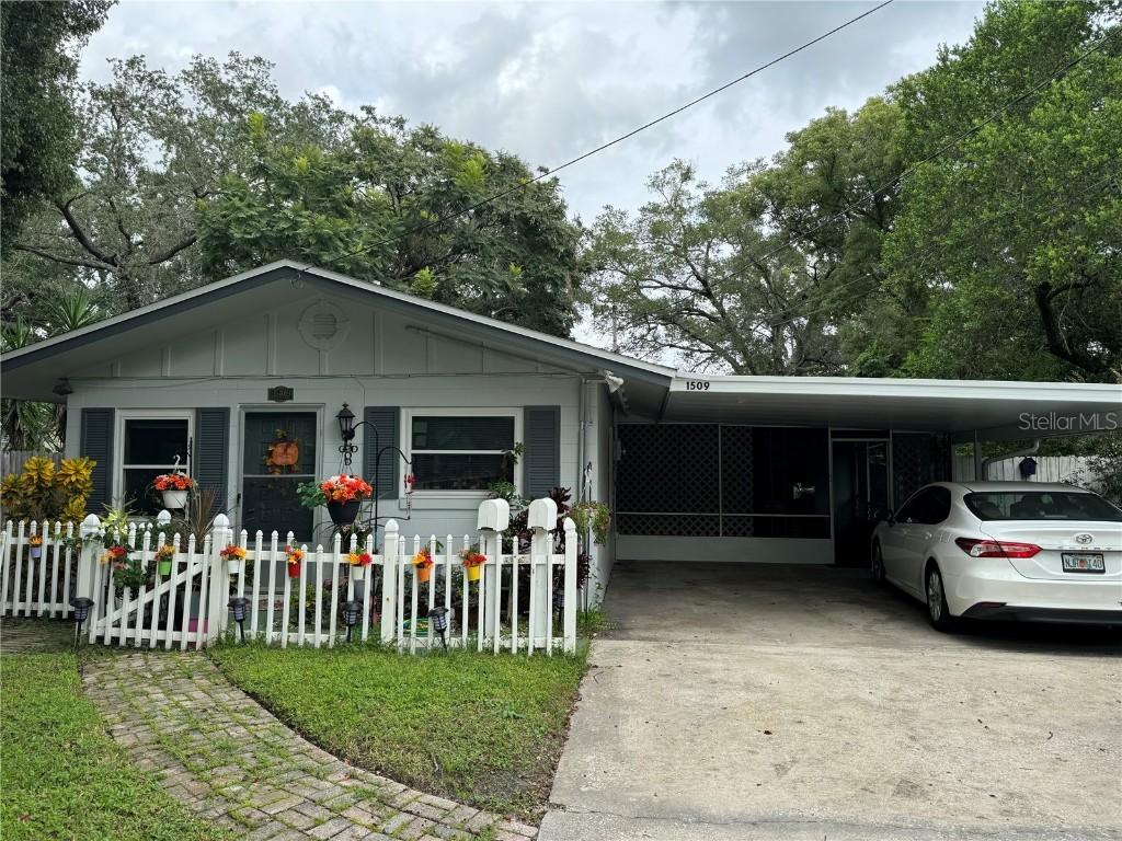 1511 Canton St., Orlando, FL 32803