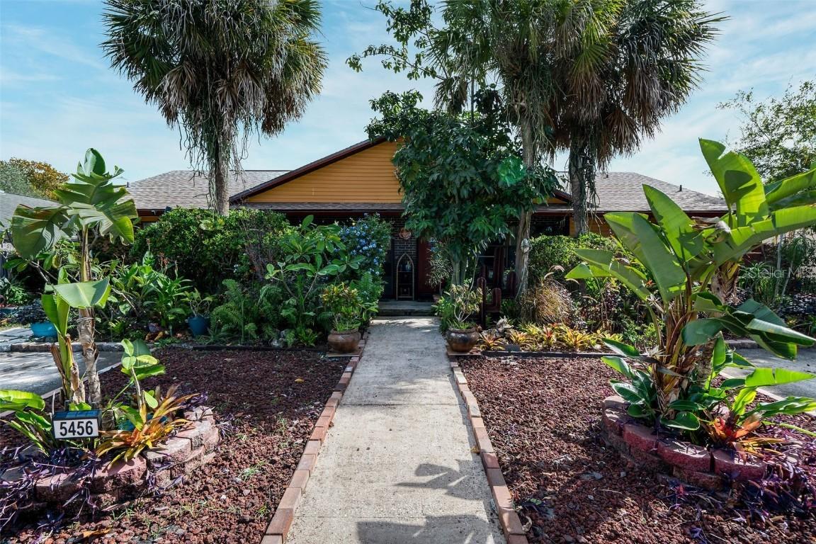 5454 Decatur St., Orlando, FL 32807