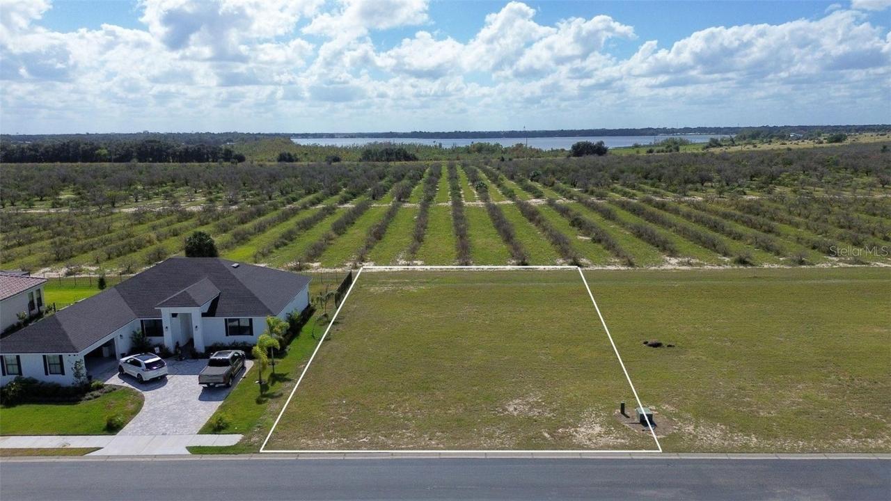 524 Blue Flag Dr., Auburndale, FL 33823