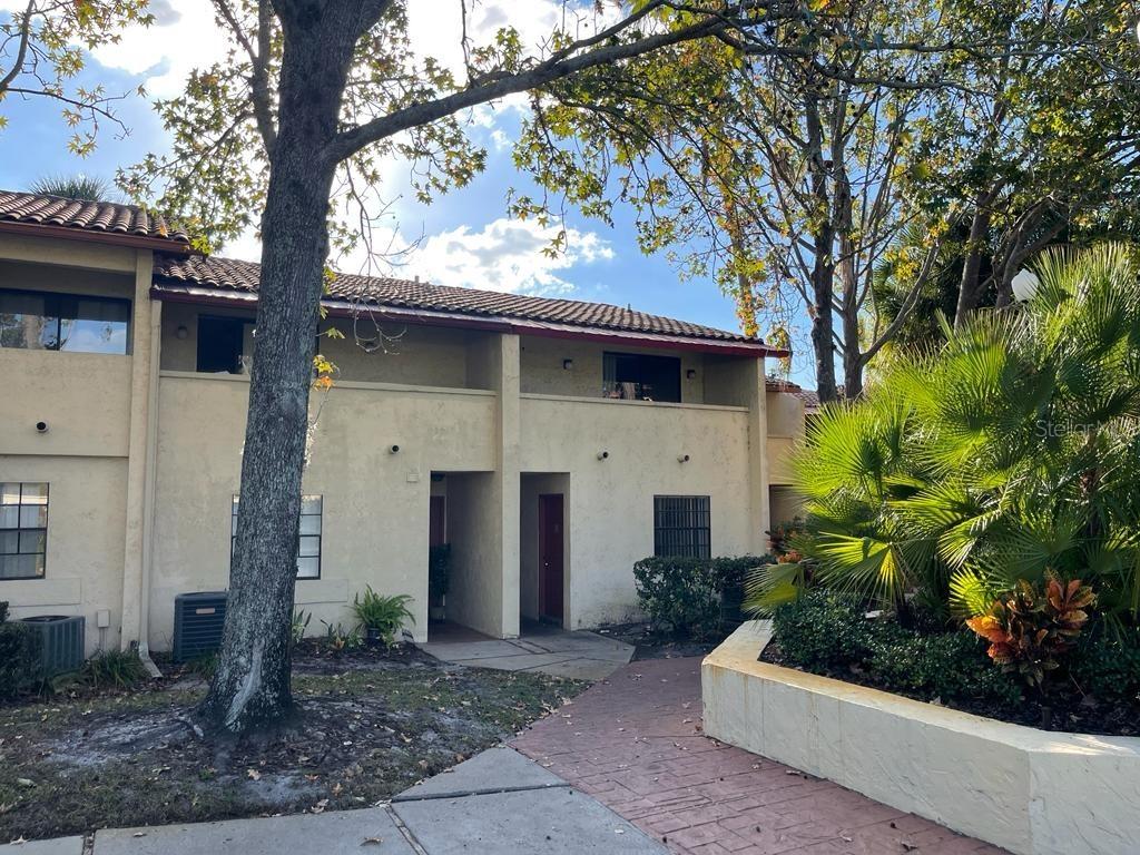 10316 Turkey Lake Rd. #B-6 A/k/a Unit 114, Orlando, FL 32819
