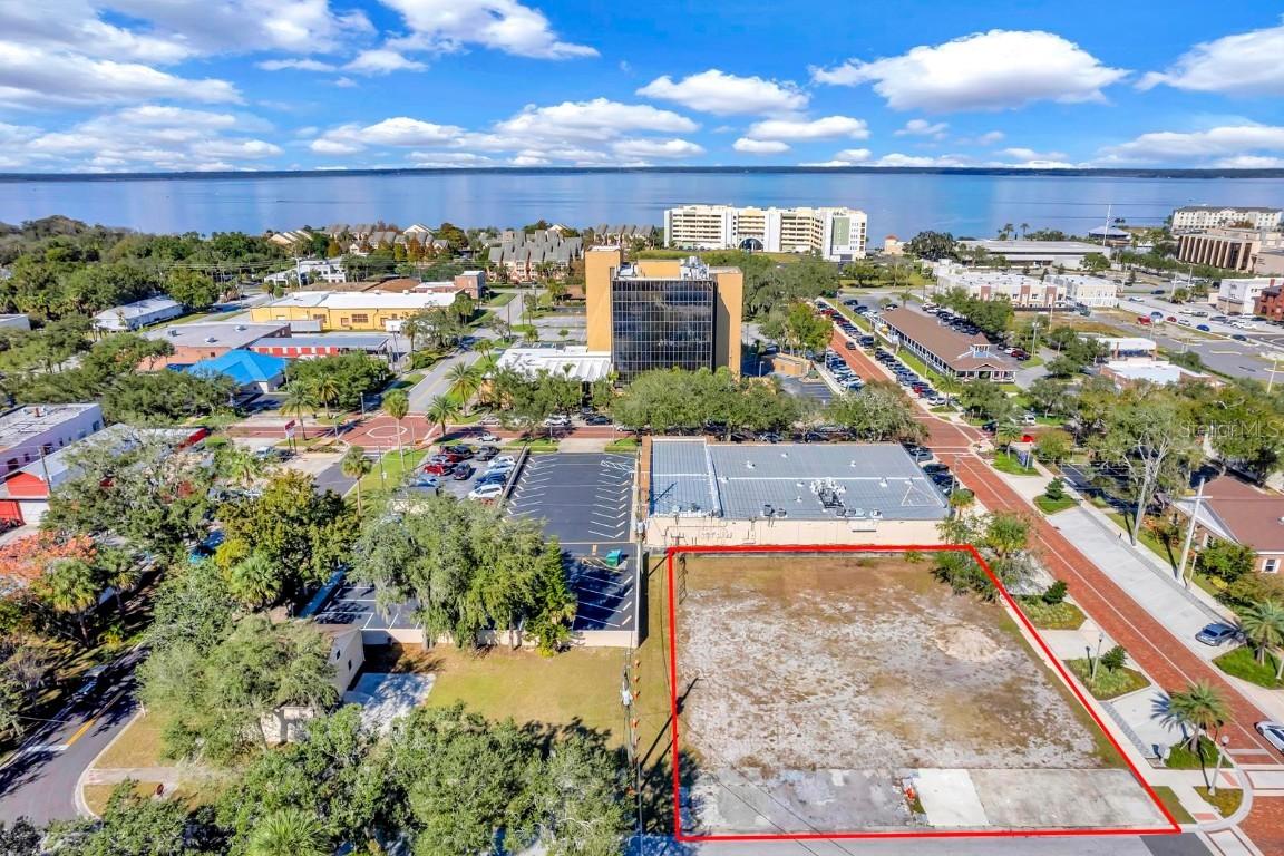 300 W 2nd St., Sanford, FL 32771