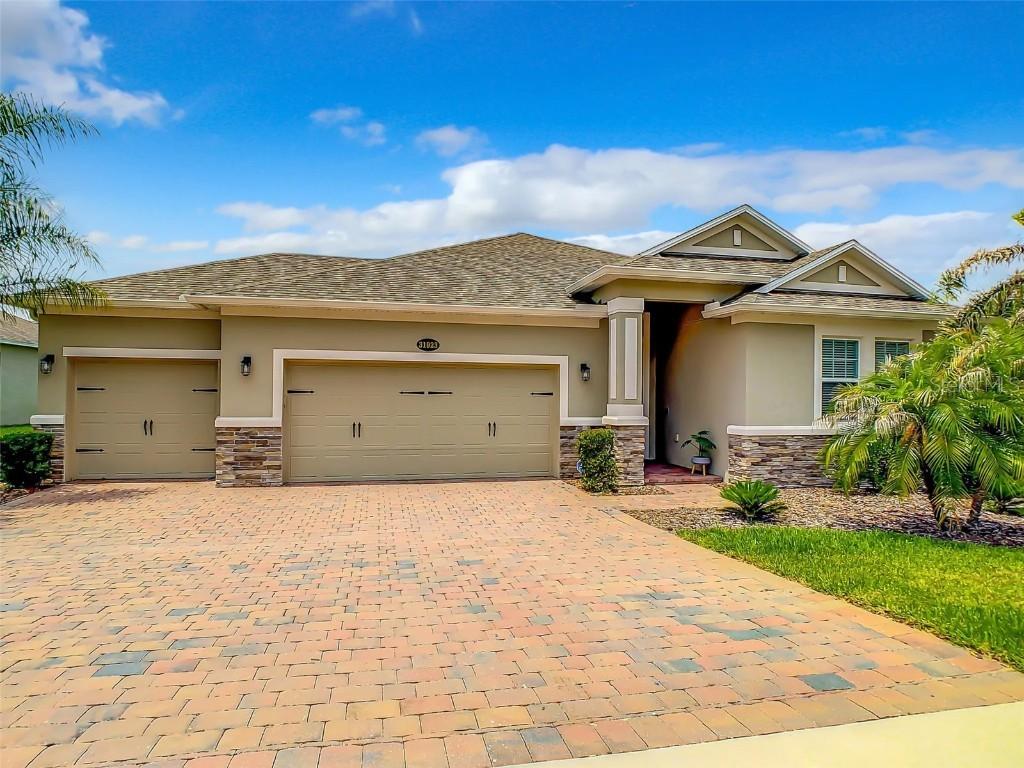 31923 Geoff Way, Sorrento, FL 32776