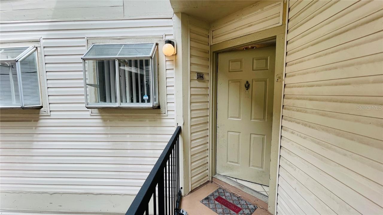 1972 Lake Atriums Cir. #194, Orlando, FL 32839