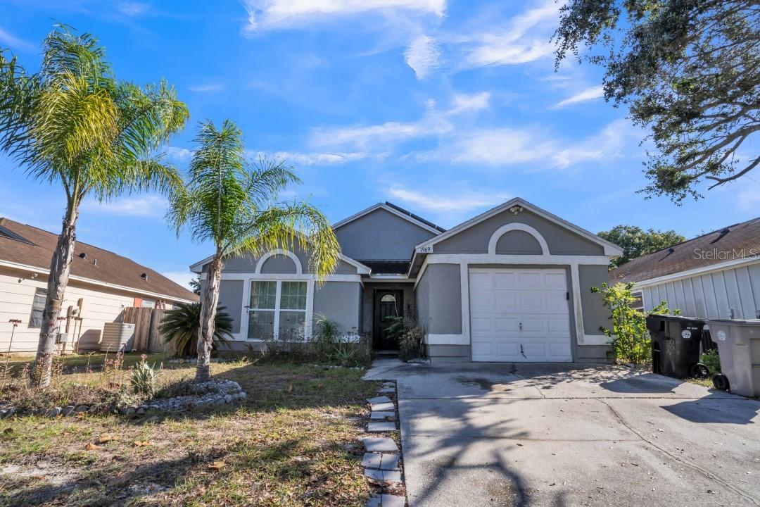 1969 Frenzel Dr., Apopka, FL 32703