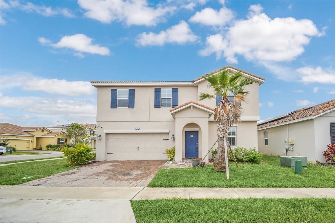 1303 Oak Crest St., Davenport, FL 33837