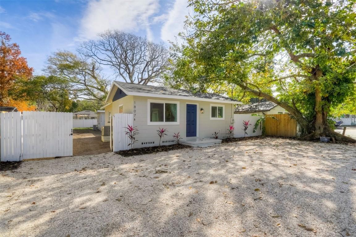 1807 Douglas Ave., Clearwater, FL 33755