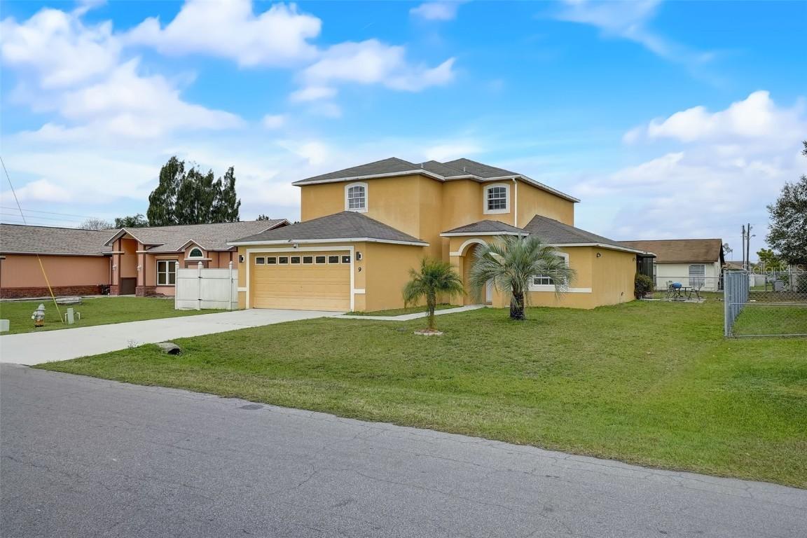 9 Bradford Ct., Kissimmee, FL 34758