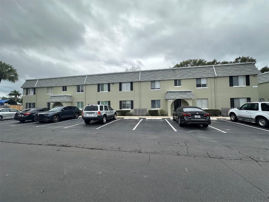 525 Conway Rd. #222, Orlando, FL 32807