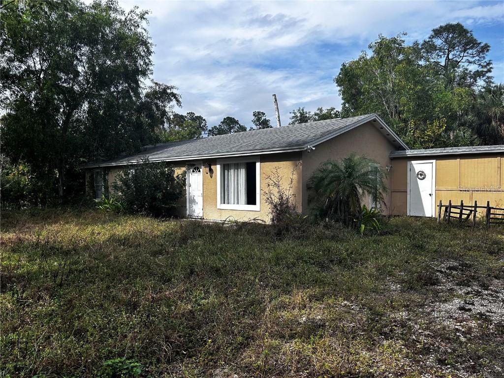 5021 Hickory Wood Dr., Naples, FL 34119