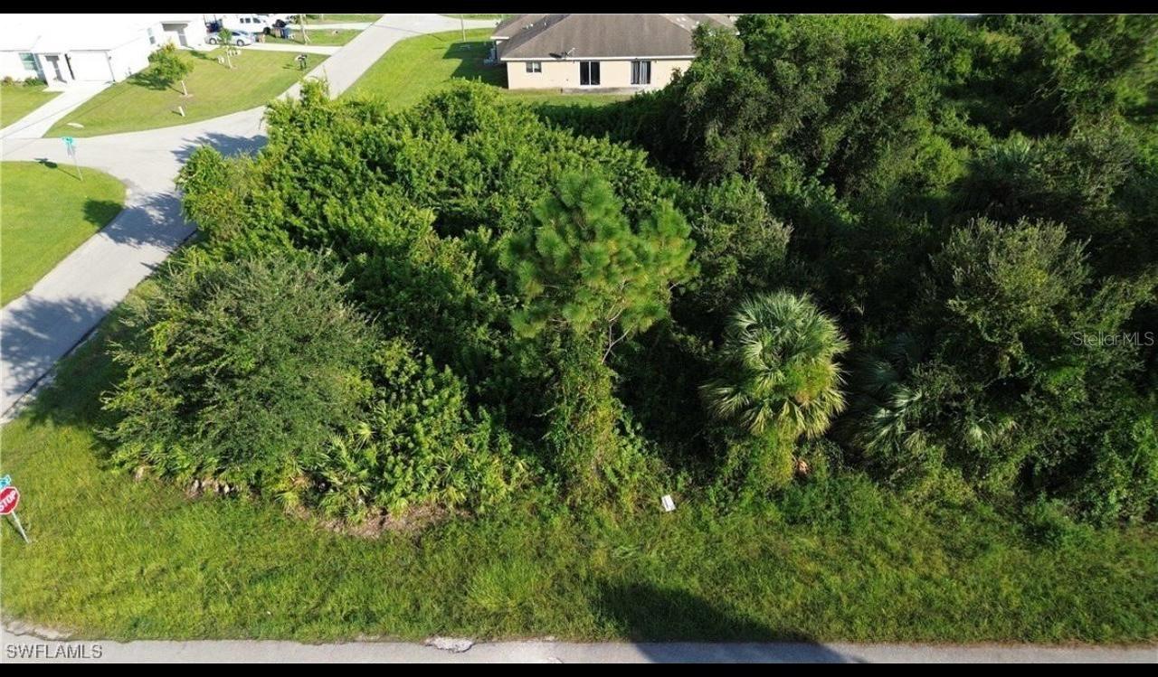 2401/2403 Quentin Ave., Lehigh Acres, FL 33973