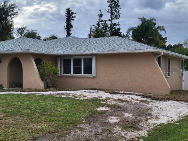 21301 Washburn Ave., Port Charlotte, FL 33952