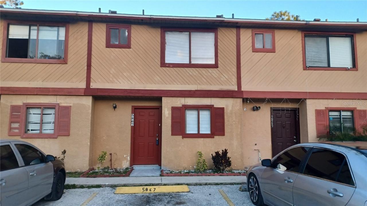 5867 Curry Ford Rd. #9, Orlando, FL 32822