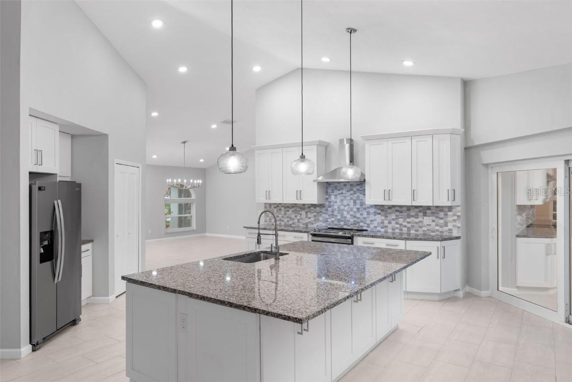 417 Canton Ave., Lehigh Acres, FL 33972