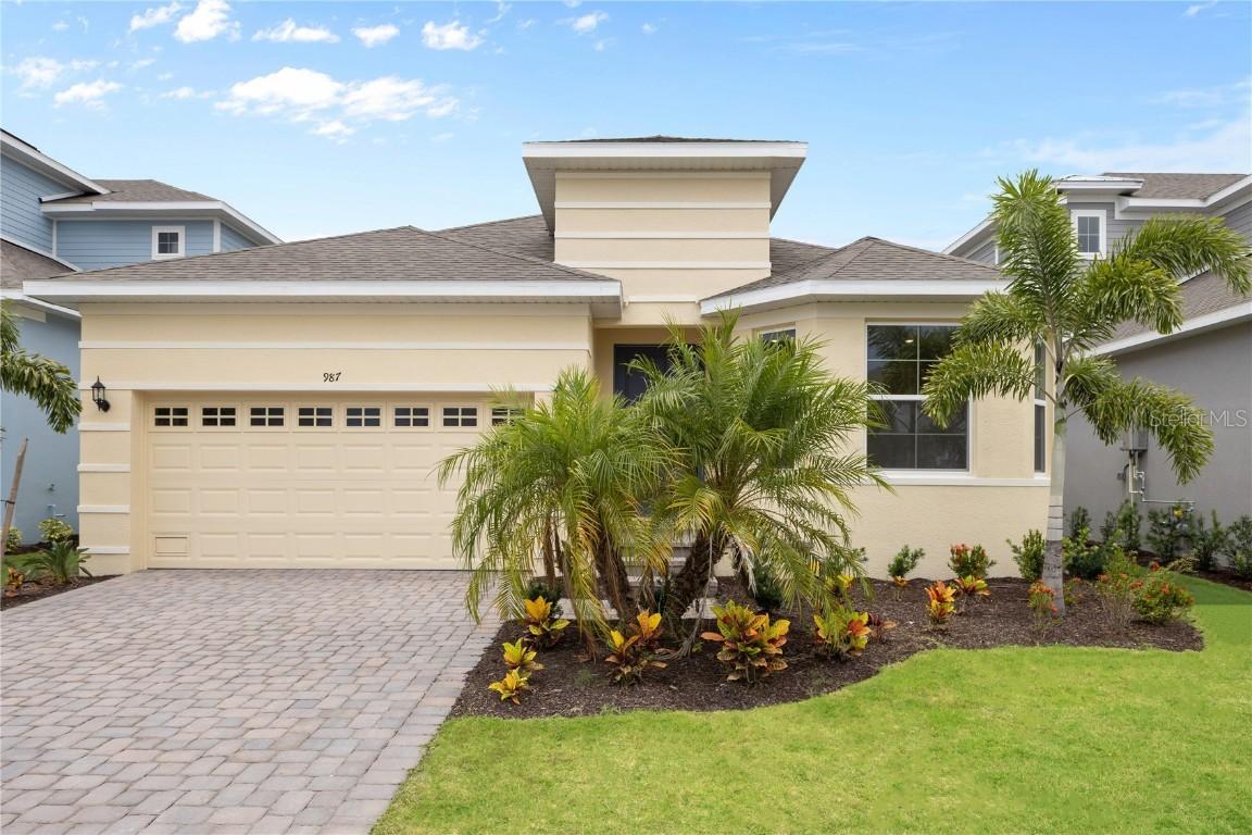 987 Signet Dr., Apollo Beach, FL 33572