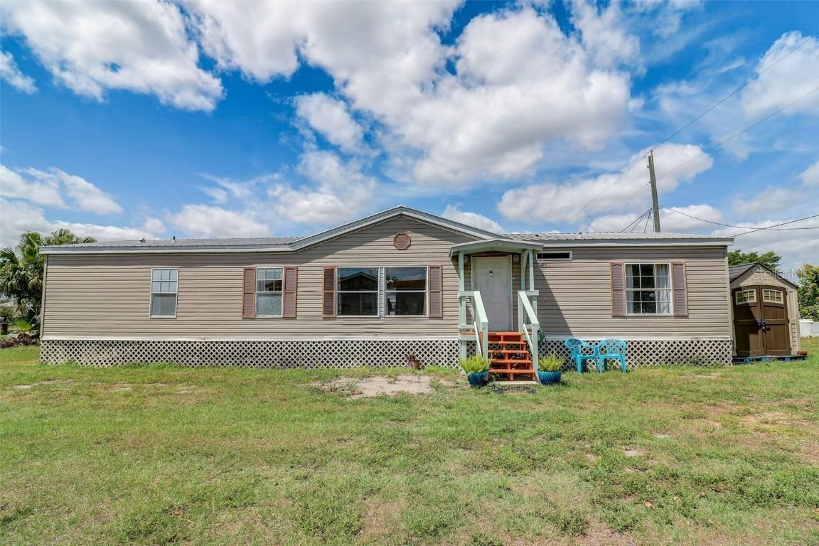 729 Arkansas Ave., Clewiston, FL 33440