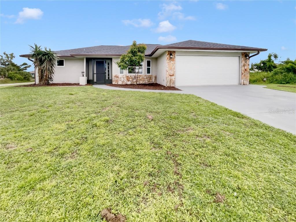 9308 San Bernandino Ave., Englewood, FL 34224