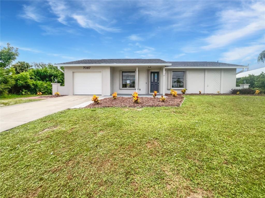 7087 Spinnaker Blvd., Englewood, FL 34224