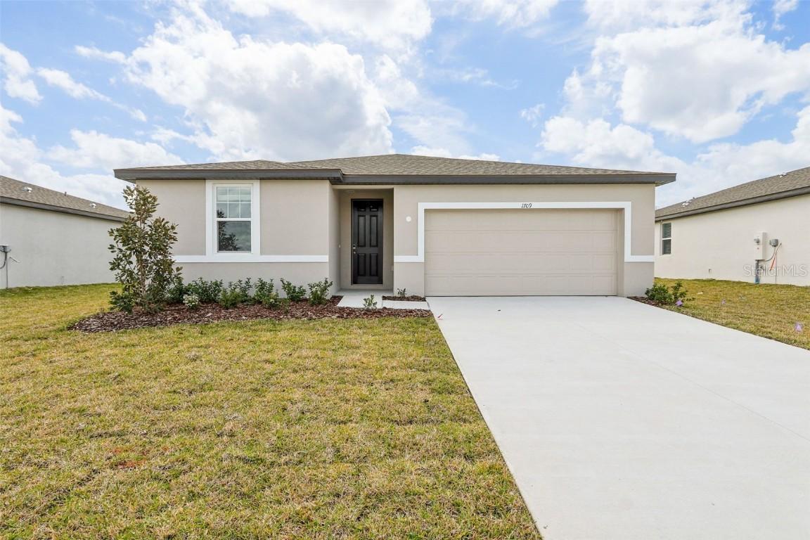 1709 Forest Run Ln., Auburndale, FL 33823
