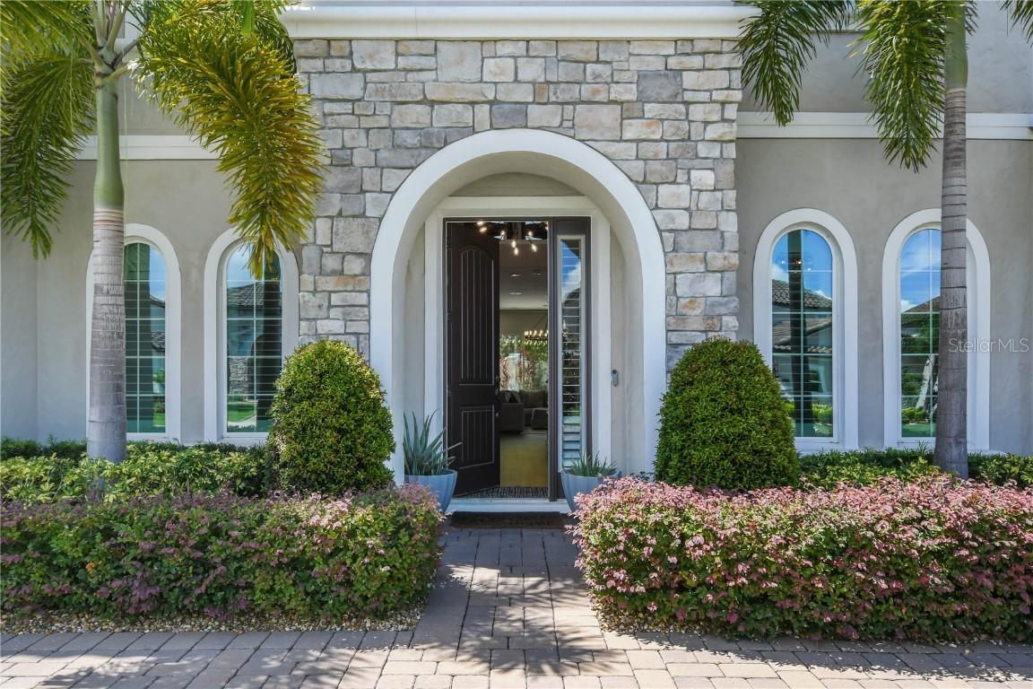 8300 Ludington Cir., Orlando, FL 32836
