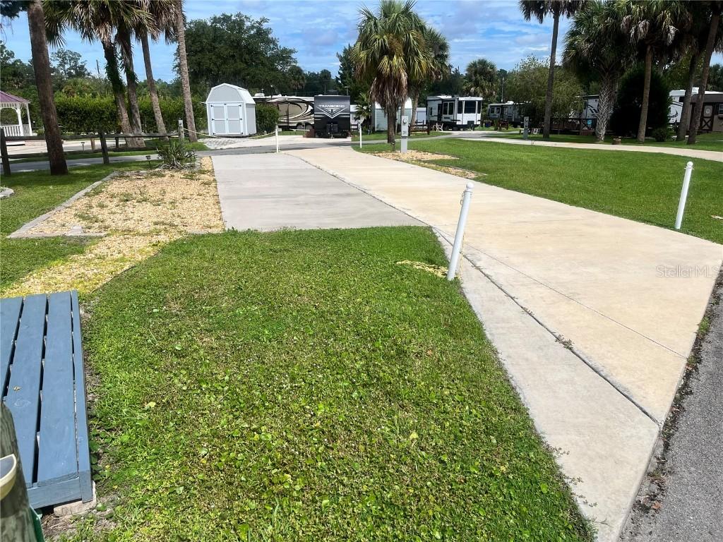 2888 NE 102nd Ter., Silver Springs, FL 34488