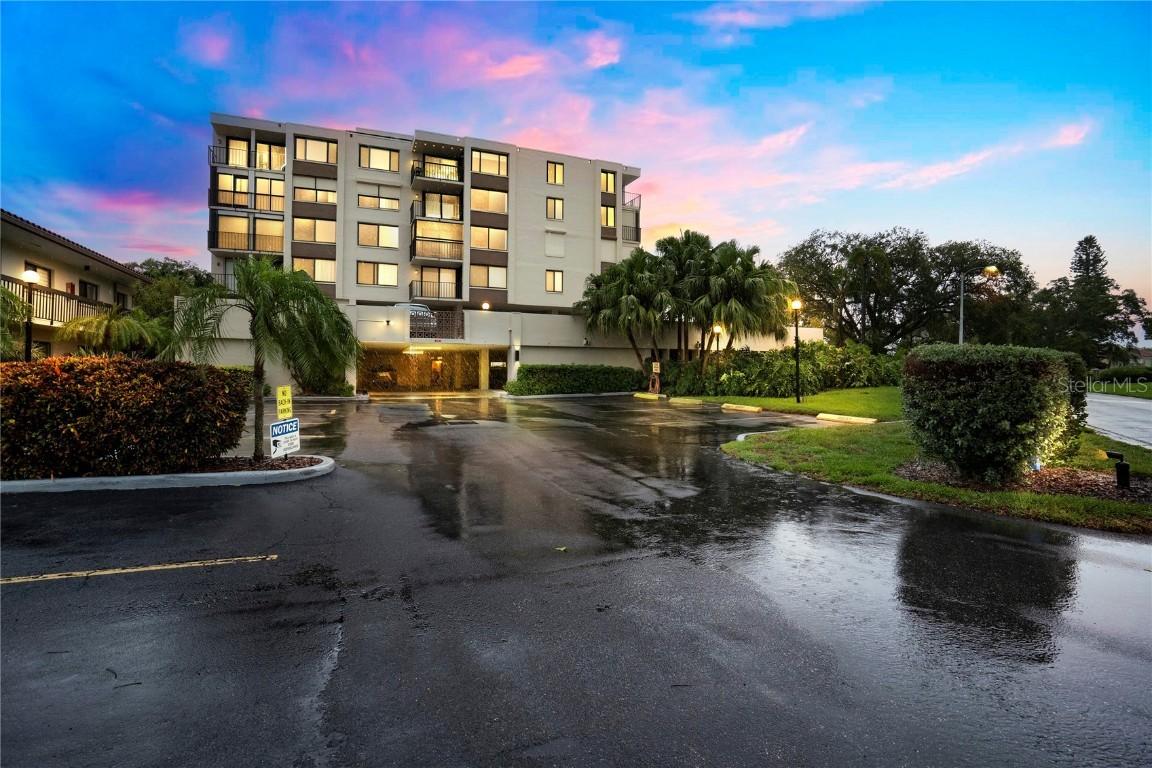 6219 Palma Del Mar Blvd. #301, St Petersburg, FL 33715