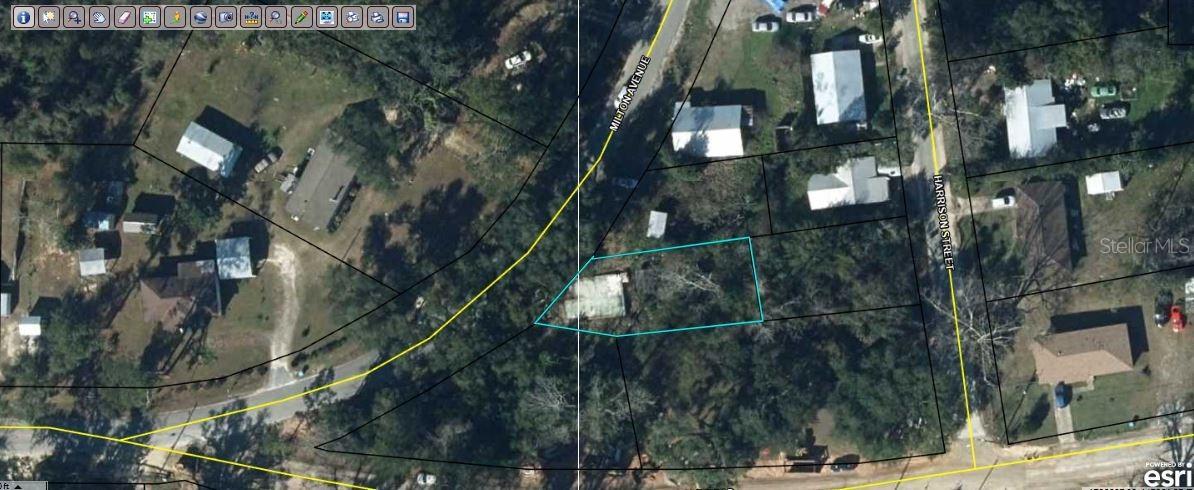 2916 Milton Ave., Marianna, FL 32448