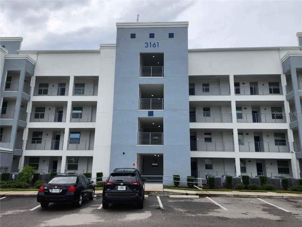 3161 Paradox Cir. #202, Kissimmee, FL 34746