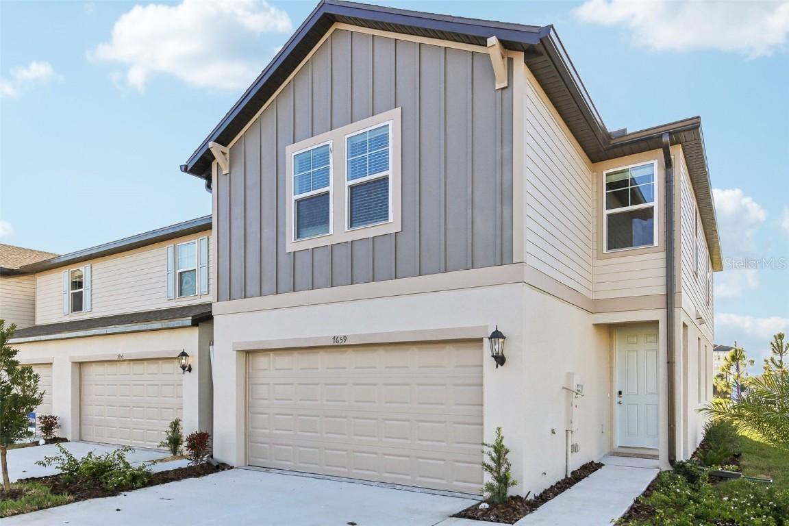 7659 Momentum Pkwy., Wesley Chapel, FL 33545